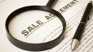 Selling Your Practice to an Associate? Here’s Why Most Dentists Use a Broker